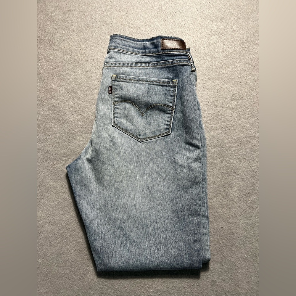 Levi’s Bold Curve Slim Leg Jeans 28x34 Women’s Blue Stretch Denim Mid Rise
